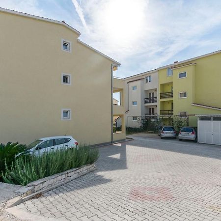 Apartments Srecko Duce Luaran gambar