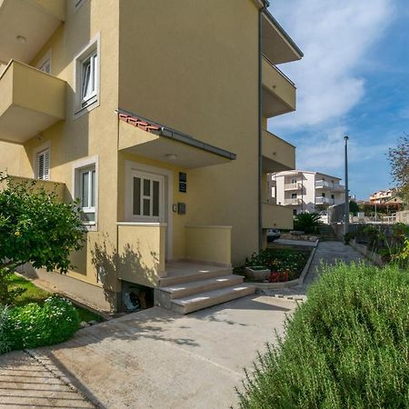 Apartments Srecko Duce Luaran gambar