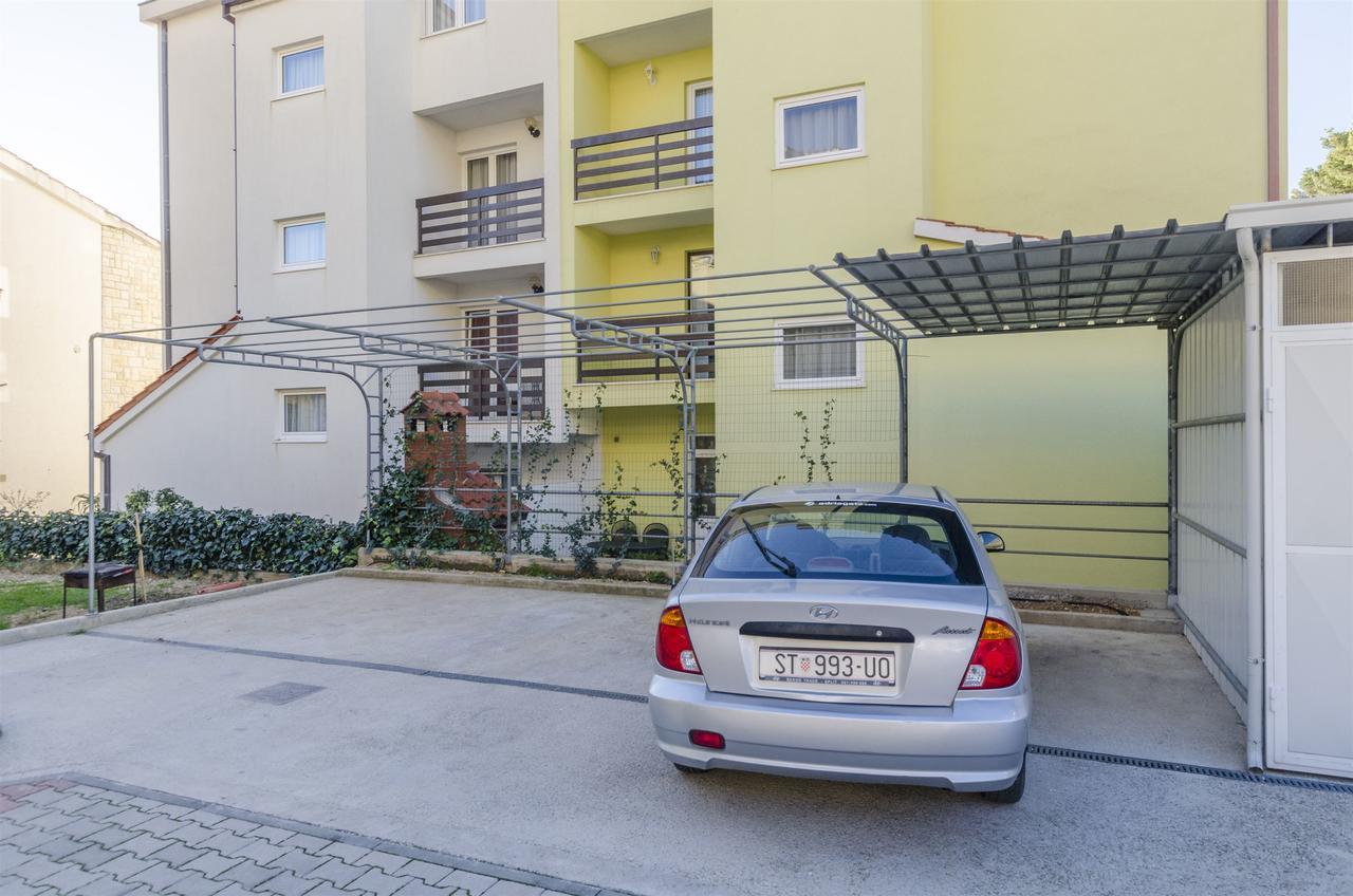 Apartments Srecko Duce Luaran gambar